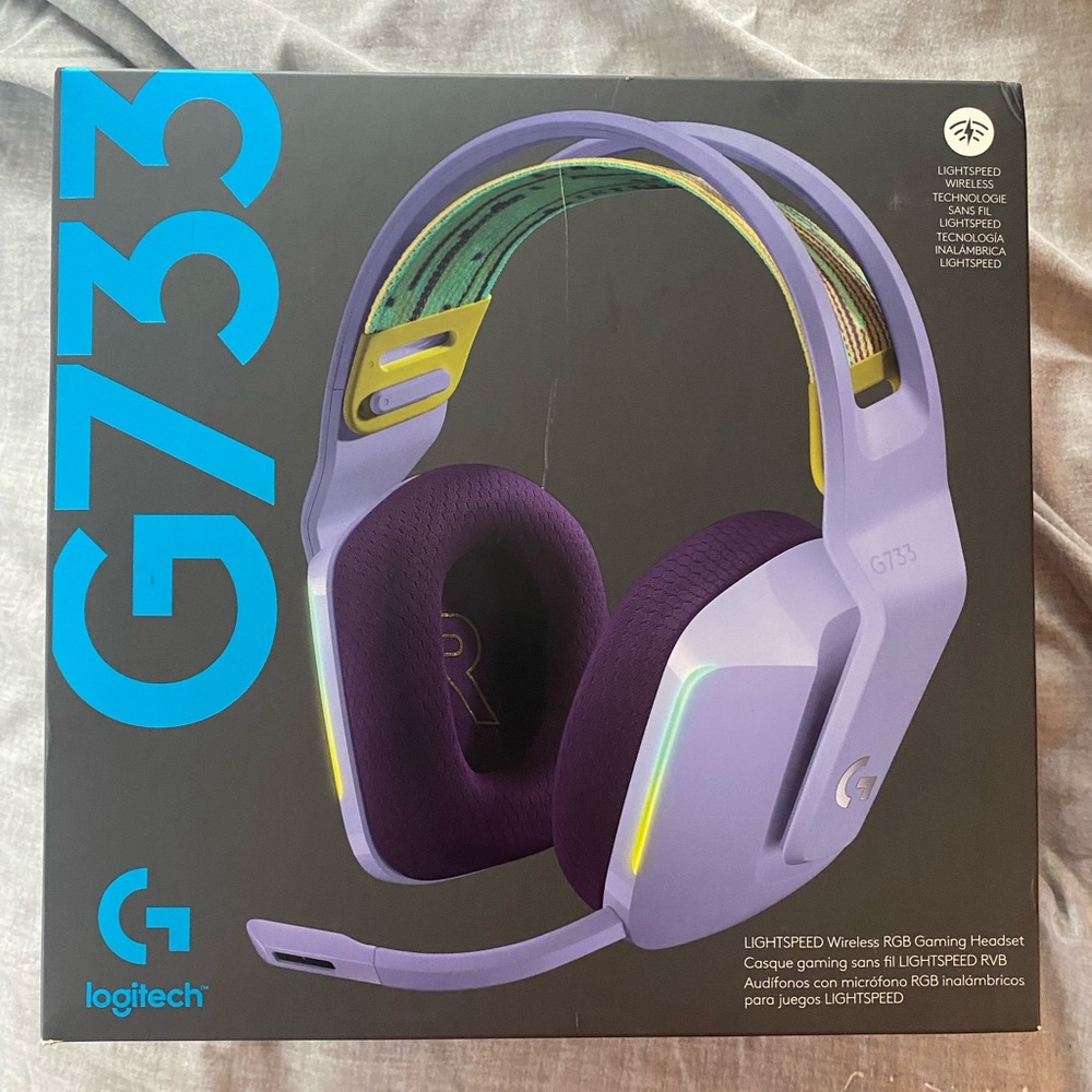 Logitech G733 LIGHTSPEED Wireless Gaming headset, color is lilac. Never worn.